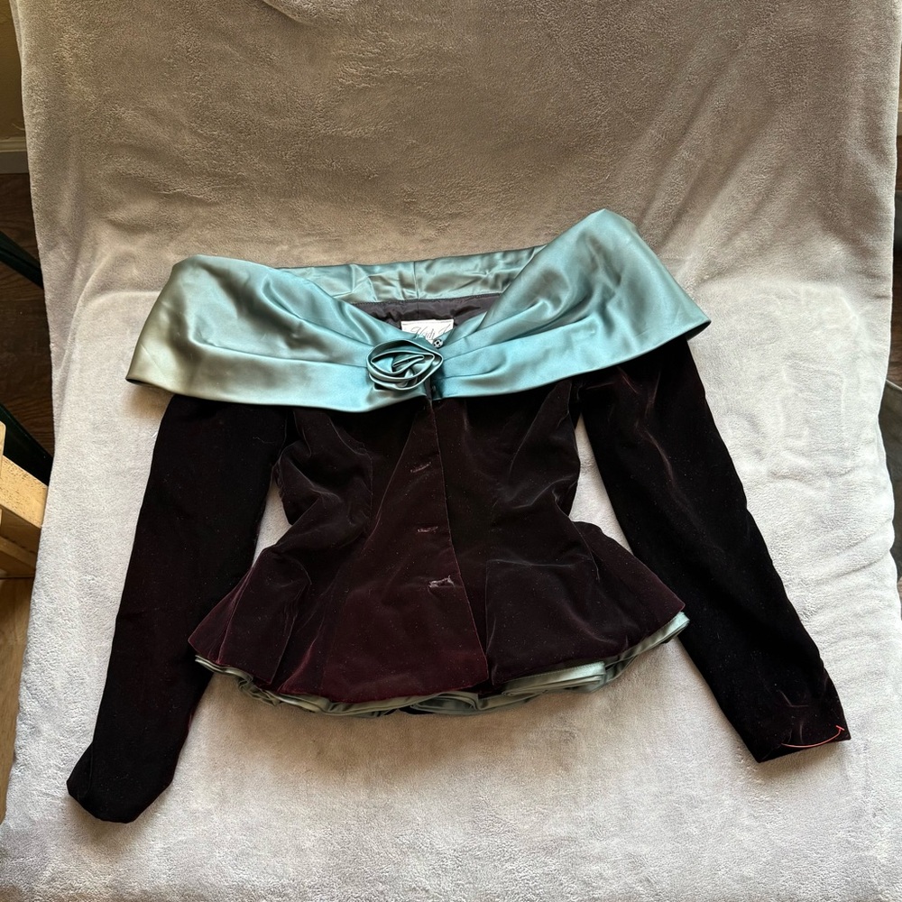 Heidi J. Elegant Velvet Off-Shoulder button Top